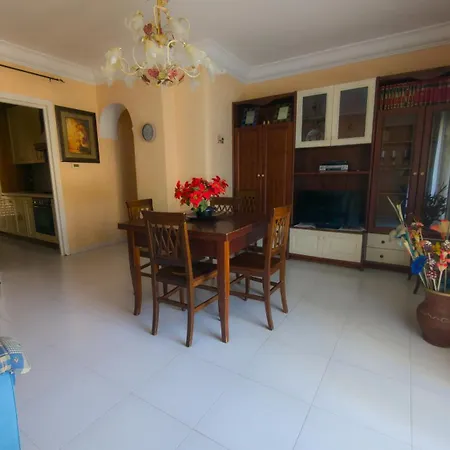 La Casa In Piazza Apartment *